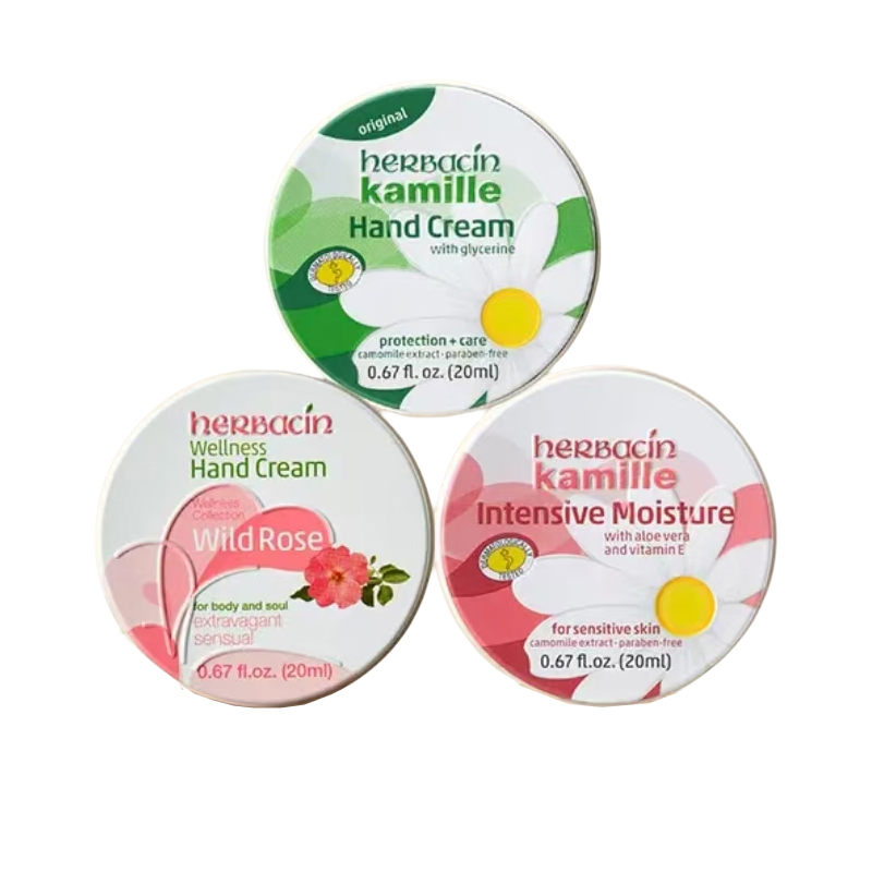 Крем для рук Little Chamomile Classic с ароматом пот-пурри Herbacin, Three-Piece Set: розовый Repairing Cream 20ml+Intensive Hand Cream 20ml+Hand Cream 20ml
Крем для рук Little Chamomile Classic с ароматом пот-пурри Herbacin, Three-Piece Set: розовый Repairing Cream 20ml+Intensive Hand Cream 20ml+Hand Cream 20ml