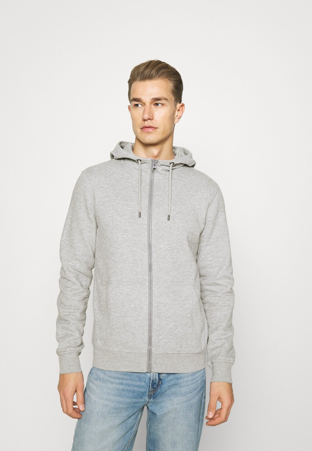 Толстовка на молнии s.Oliver, серый меланж
Толстовка на молнии s.Oliver, серый меланж