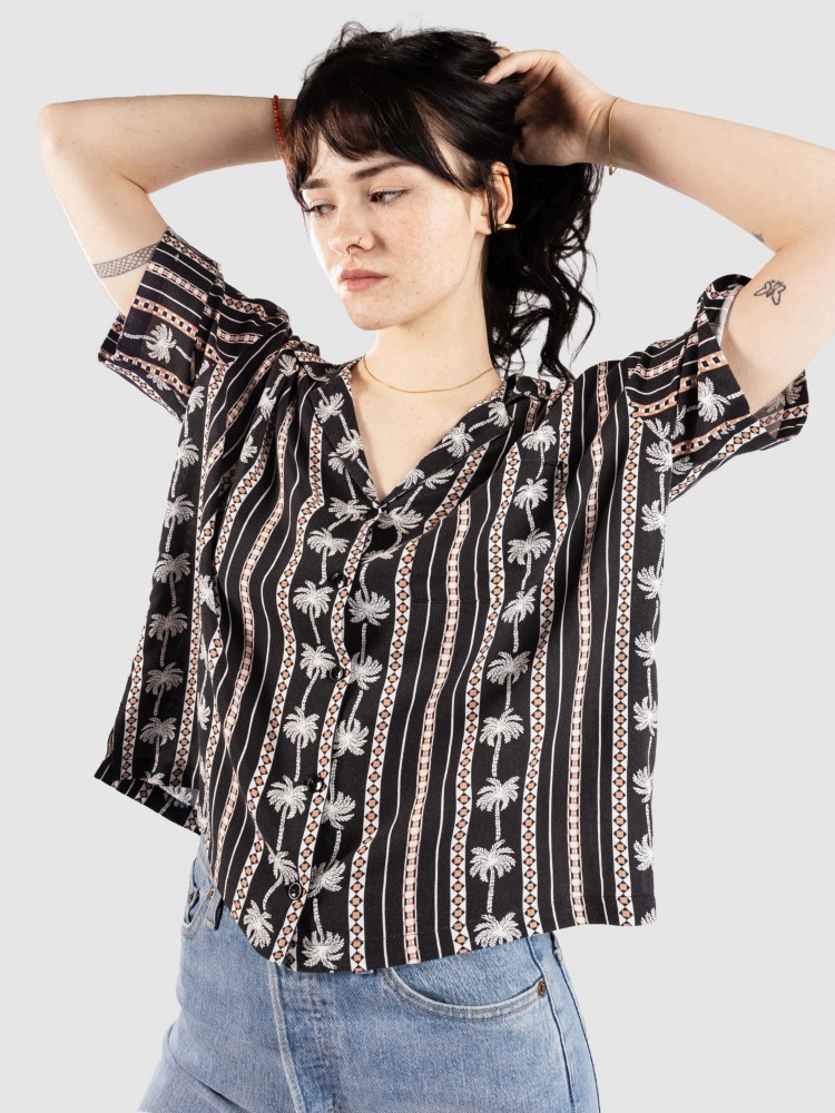 Рубашка Volcom Sun Stunner Hemd, black combo
Рубашка Volcom Sun Stunner Hemd, black combo