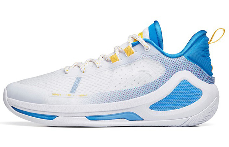 Баскетбольные кроссовки Alien 3 мужские с низким верхом, белые/средние, синие Anta
Баскетбольные кроссовки Alien 3 мужские с низким верхом, белые/средние, синие Anta