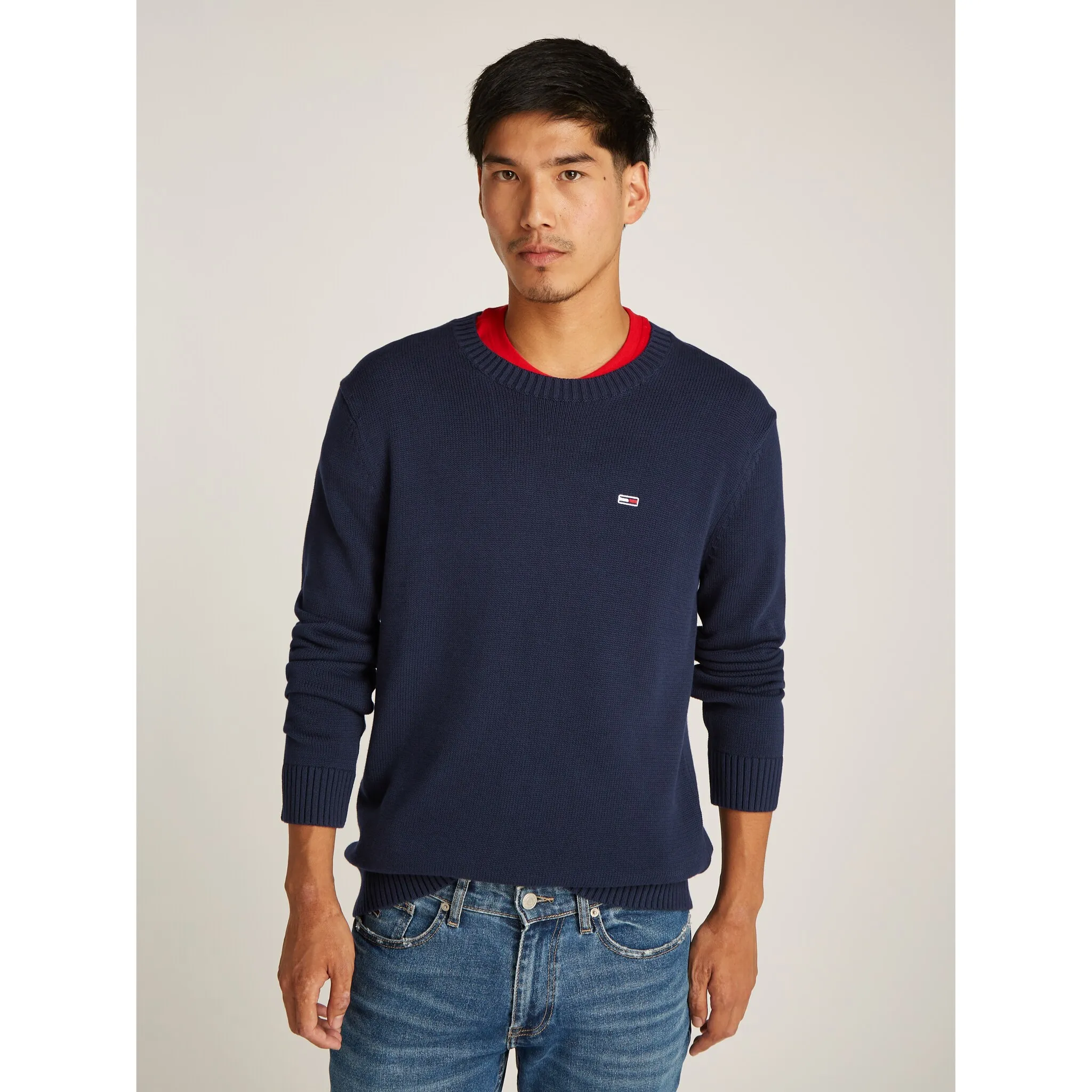 Вязаный свитер Tommy Jeans "TJM SLIM ESSNTLS C-NECK SWEATER", с логотипом бренда на груди, синий
Вязаный свитер Tommy Jeans "TJM SLIM ESSNTLS C-NECK SWEATER", с логотипом бренда на груди, синий