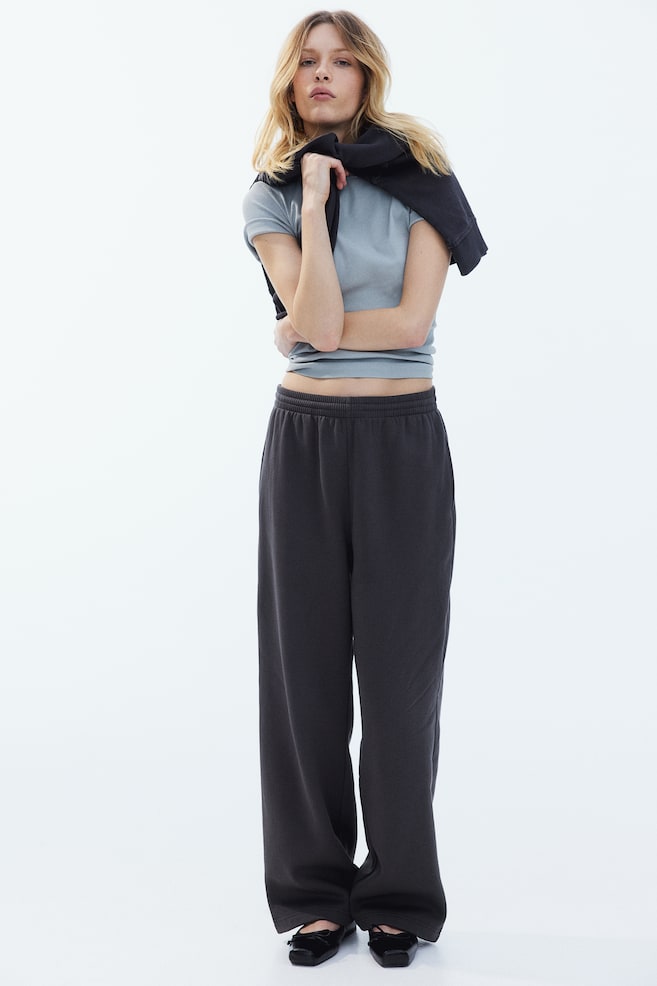 Спортивные штаны H&M, серый
Спортивные штаны H&M, серый