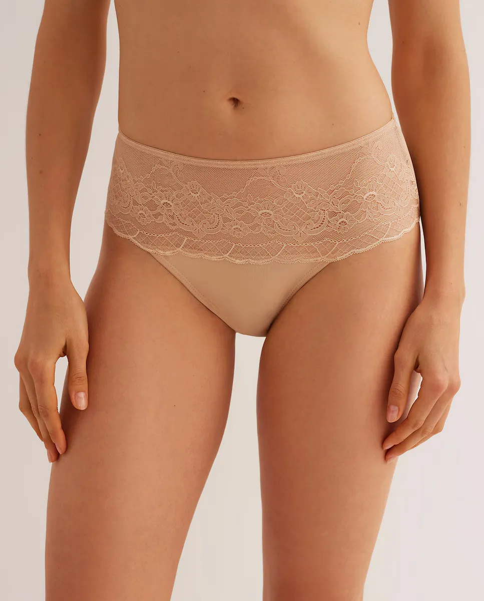 Трусики миди с кружевом Promise, бежевый
Трусики миди с кружевом Promise, бежевый