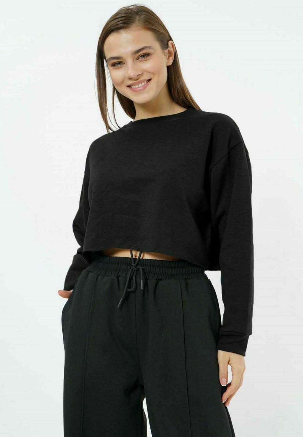 Толстовка PASTEL EOSELIO, черный
Толстовка PASTEL EOSELIO, черный