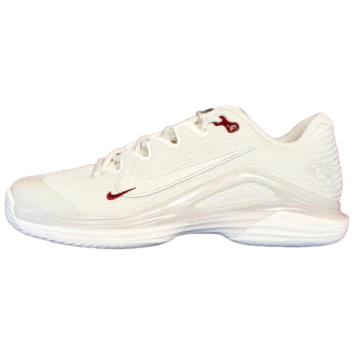 Nike Женские низкие теннисные кроссовки Vapor 12, белые
Nike Женские низкие теннисные кроссовки Vapor 12, белые