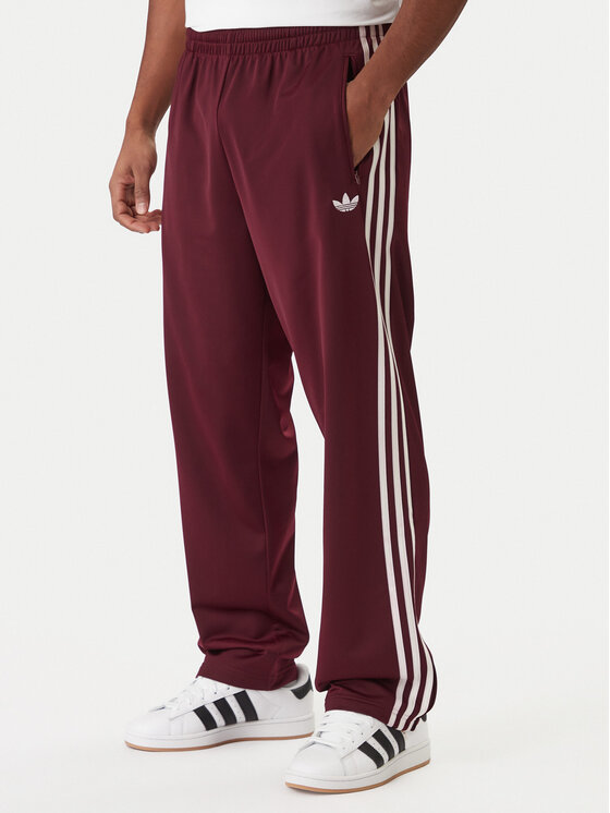 Спортивные брюки regular fit KE1651 Adidas, красный
Спортивные брюки regular fit KE1651 Adidas, красный