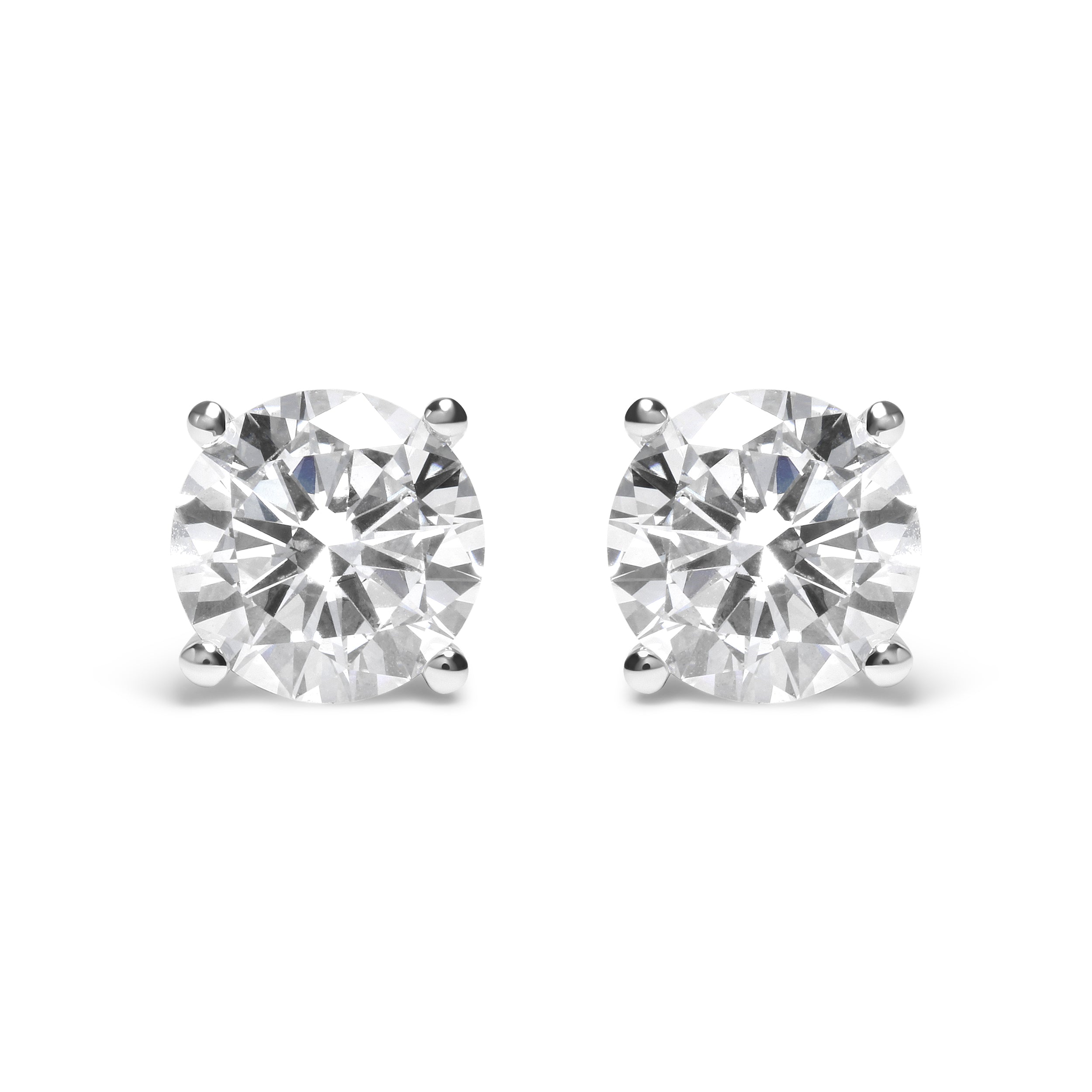 Серьги-гвоздики с четырьмя зубцами и винтовыми застежками из 14-каратного белого золота 5,00 карат, с круглыми бриллиантами бриллиантовой огранки, сертифицированные IGI Haus Of Brilliance, белый
Серьги-гвоздики с четырьмя зубцами и винтовыми застежками из 14-каратного белого золота 5,00 карат, с круглыми бриллиантами бриллиантовой огранки, сертифицированные IGI Haus Of Brilliance, белый