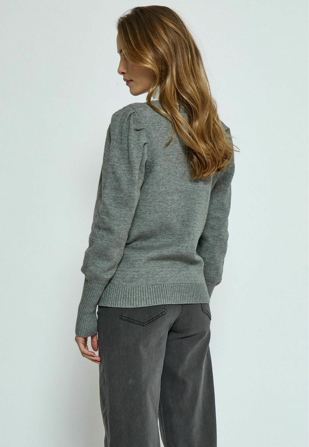 Джемпер ANISSA PEPPERCORN, серый
Джемпер ANISSA PEPPERCORN, серый