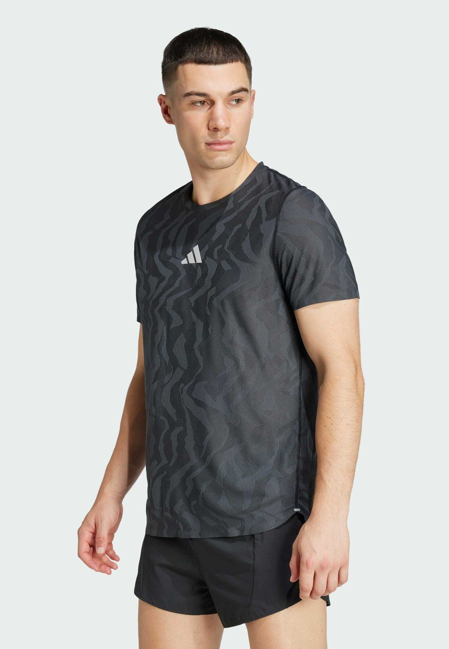 Спортивная футболка Adidas Performance ULTIMATE ENGINEERED CLIMACOOL+, Black
Спортивная футболка Adidas Performance ULTIMATE ENGINEERED CLIMACOOL+, Black