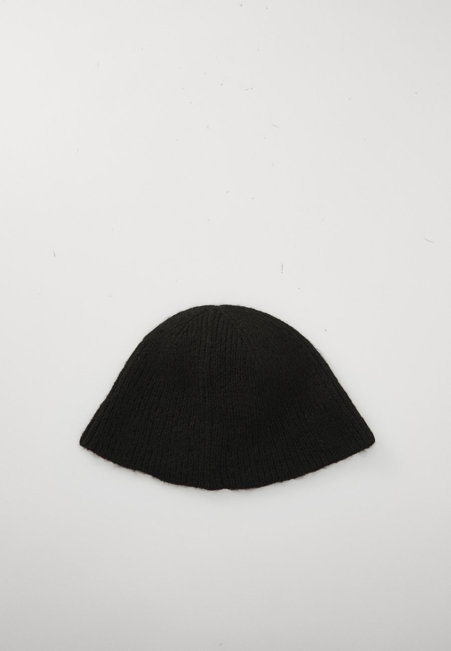 Шапка Zign Beanie, Black
Шапка Zign Beanie, Black