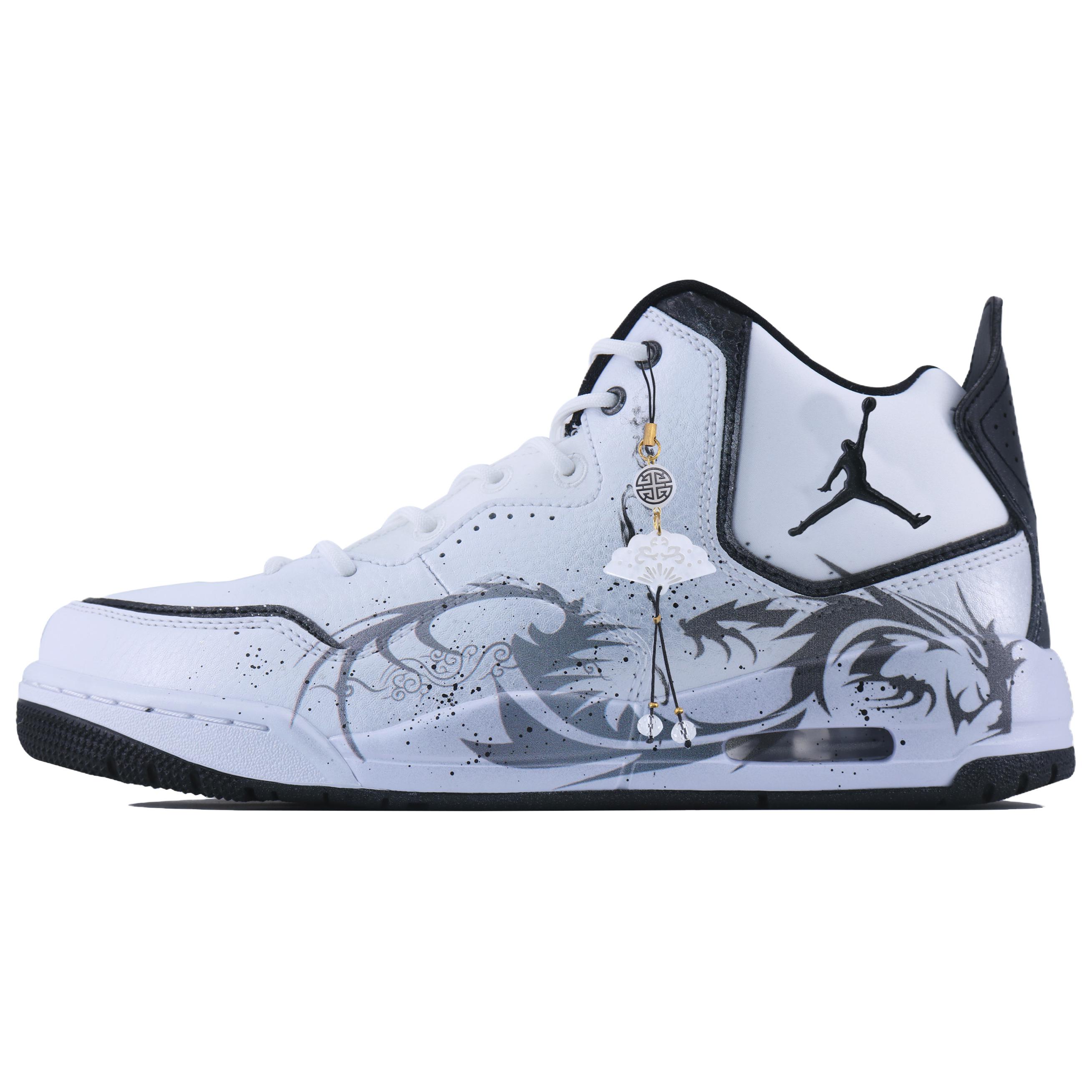 Jordan Кроссовки баскетбольные Courtside 23 Cloud Serpent Mid top мужские, устойчивые к истиранию, винтажные, белый серый черный
Jordan Кроссовки баскетбольные Courtside 23 Cloud Serpent Mid top мужские, устойчивые к истиранию, винтажные, белый серый черный