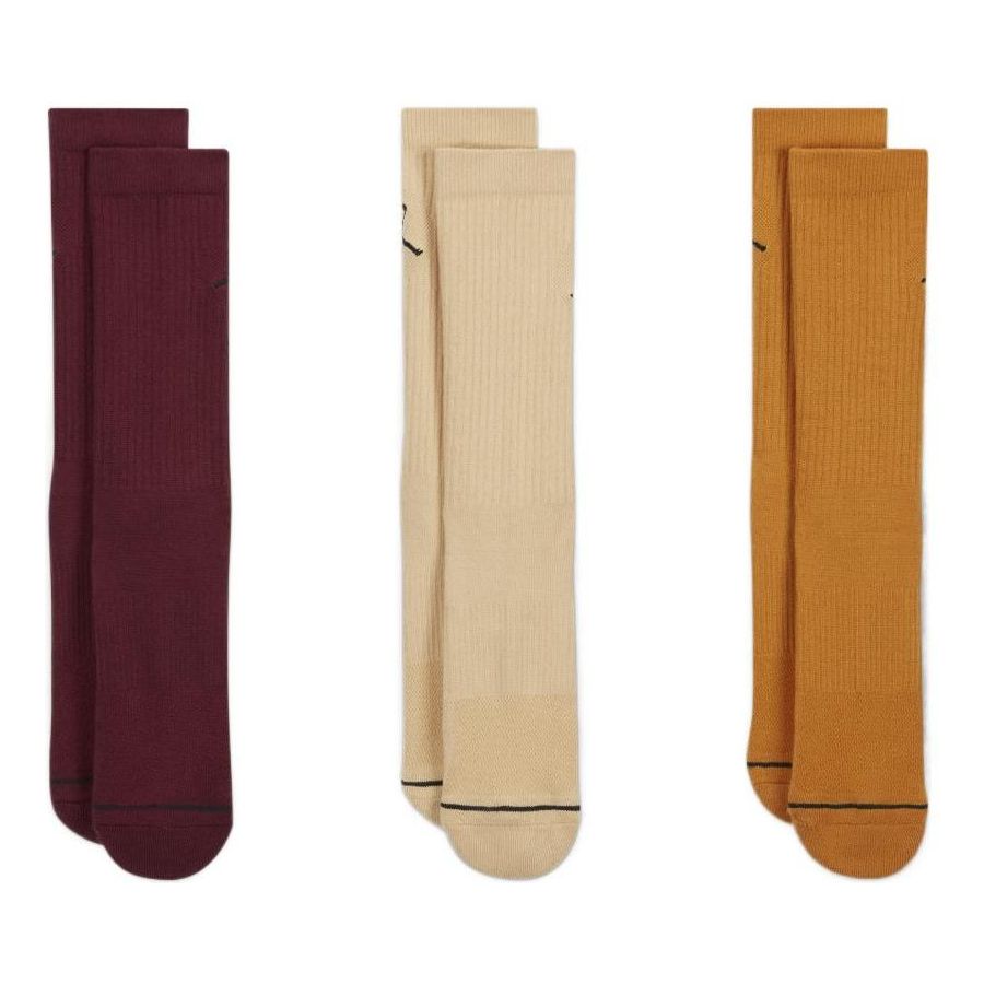 Носки Air Jordan Everyday Crew Socks (3 Packs) DX9632-903
Носки Air Jordan Everyday Crew Socks (3 Packs) DX9632-903
