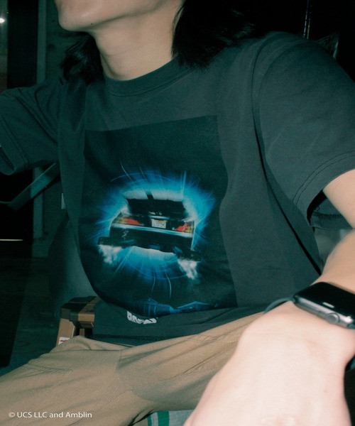 Футболка с короткими рукавами, крупным кроем и винтажной пигментной отделкой Minius, с принтом «Назад в будущее»
Футболка с короткими рукавами, крупным кроем и винтажной пигментной отделкой Minius, с принтом «Назад в будущее»