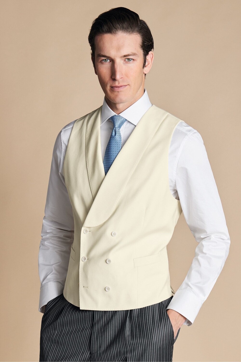 Регулируемый утренний костюм v2: жилет Charles Tyrwhitt, бежевый
Регулируемый утренний костюм v2: жилет Charles Tyrwhitt, бежевый