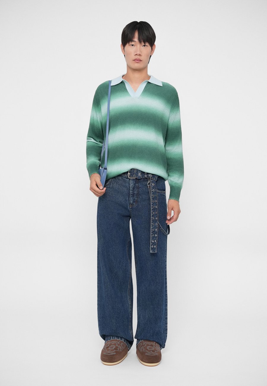 Джемпер Sunnei SRTIPED UNISEX, Green/Alice Blue/Green
Джемпер Sunnei SRTIPED UNISEX, Green/Alice Blue/Green