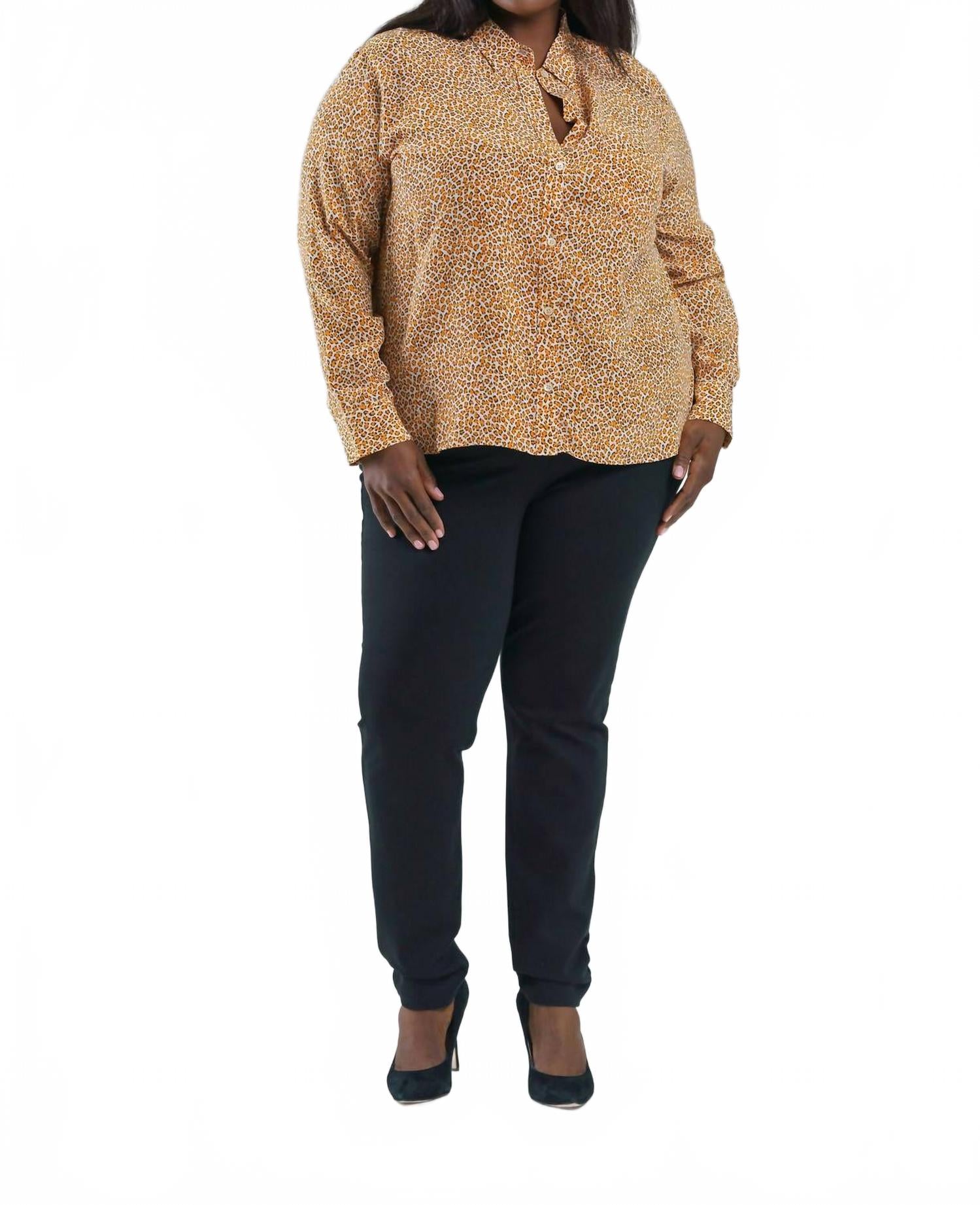 Шелковая рубашка Leema с карманом в цвете крем-брюле и мультилеопардовым принтом Equipment
Шелковая рубашка Leema с карманом в цвете крем-брюле и мультилеопардовым принтом Equipment