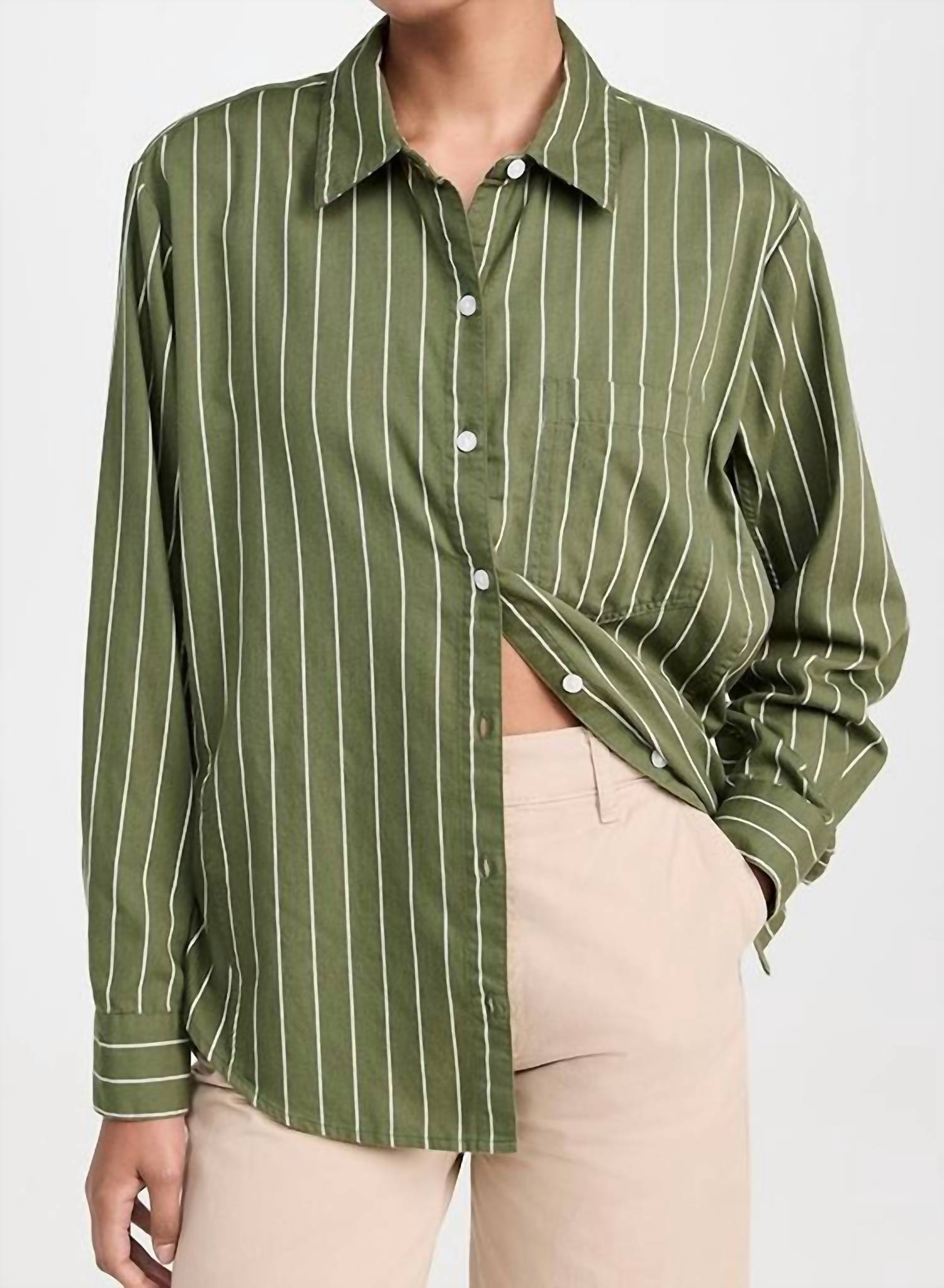 Халле блуза на пуговицах в зеленом цвете DAZE
Халле блуза на пуговицах в зеленом цвете DAZE