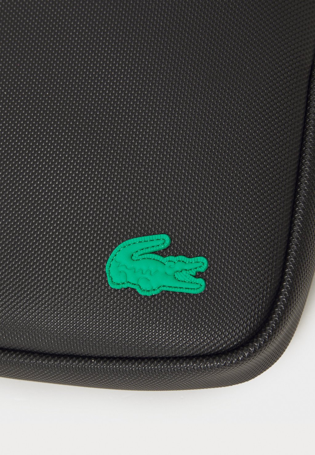 Сумка через плечо FLAT Lacoste, черный
Сумка через плечо FLAT Lacoste, черный