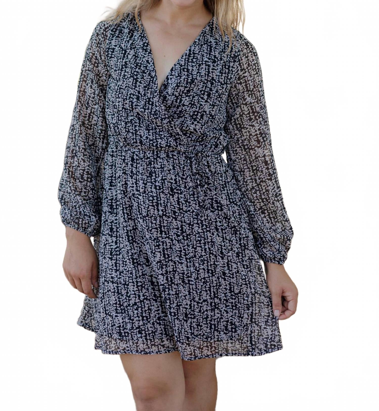 Тати платье мини с длинным рукавом в мульти GILLI
Тати платье мини с длинным рукавом в мульти GILLI