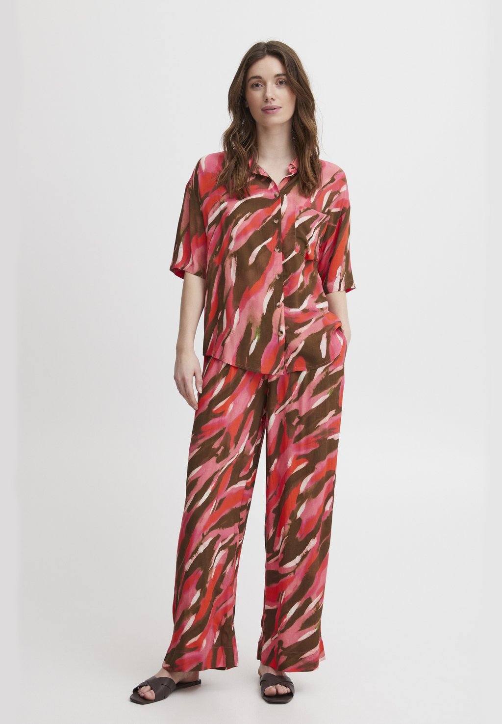 Брюки FRKAIYA Fransa, светло-розовый
Брюки FRKAIYA Fransa, светло-розовый