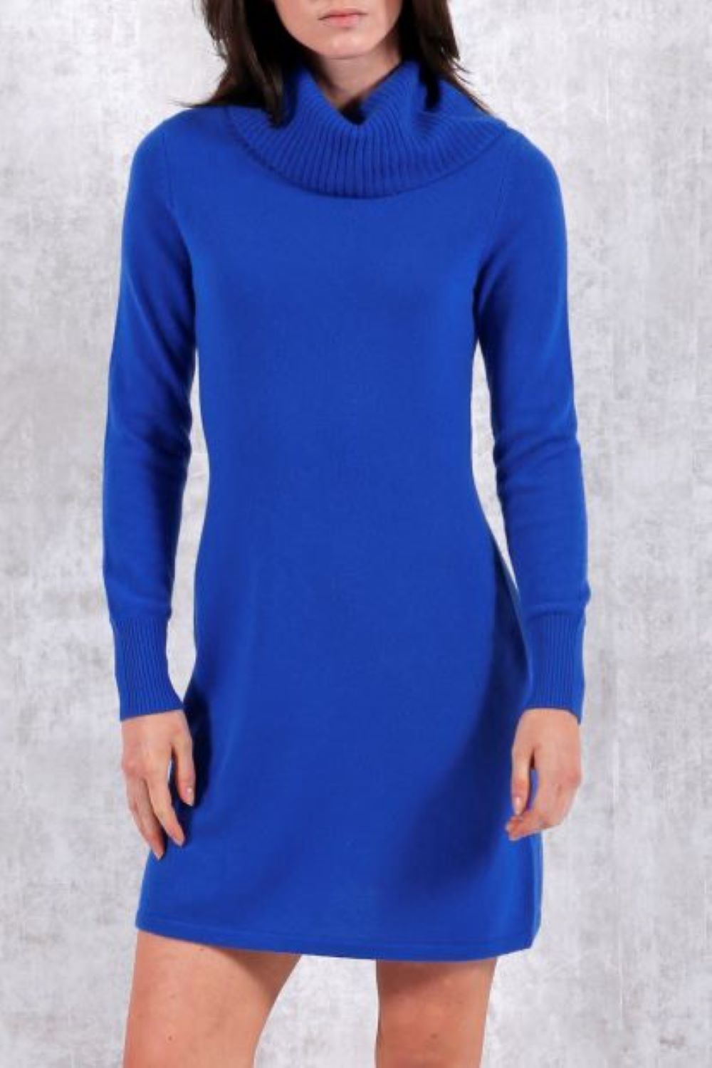 Кашемировое платье с длинными рукавами и воротником-хомутом InCashmere, sapphire
Кашемировое платье с длинными рукавами и воротником-хомутом InCashmere, sapphire