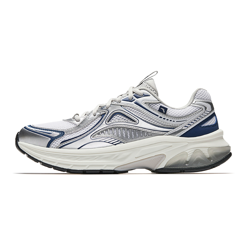 ANTA Кроссовки для бега из коллекции Running Collection. Амортизирующие, износостойкие, низкие, повседневные, мужские, белые, серебристые
ANTA Кроссовки для бега из коллекции Running Collection. Амортизирующие, износостойкие, низкие, повседневные, мужские, белые, серебристые