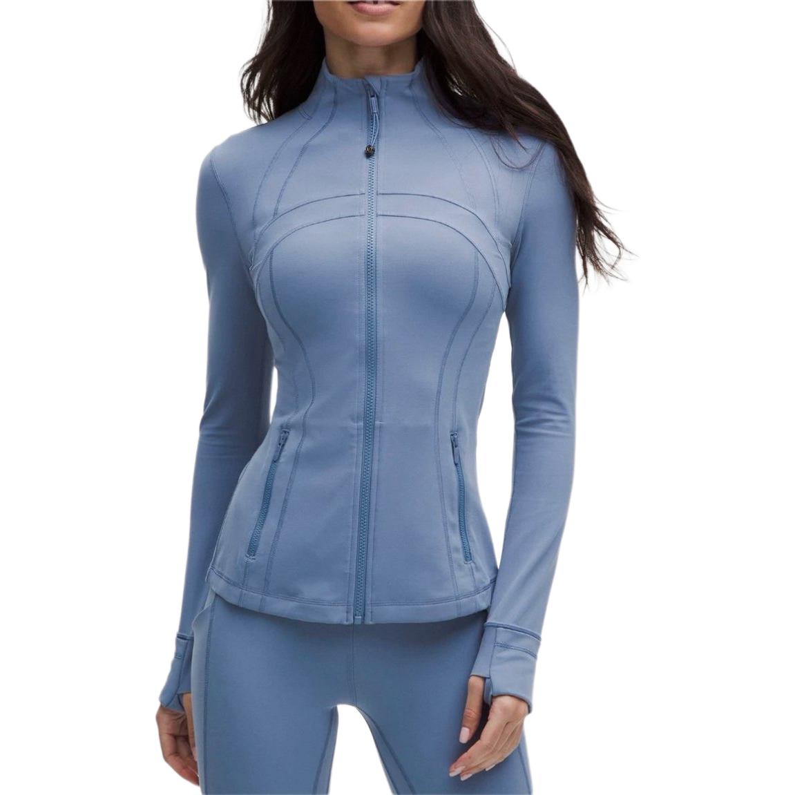 Куртки и пальто женские Lululemon, синий
Куртки и пальто женские Lululemon, синий