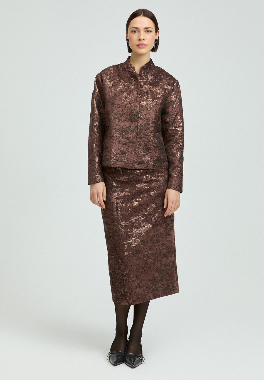 Юбка Xandres ROEF, Dark Chocolate/Brown
Юбка Xandres ROEF, Dark Chocolate/Brown