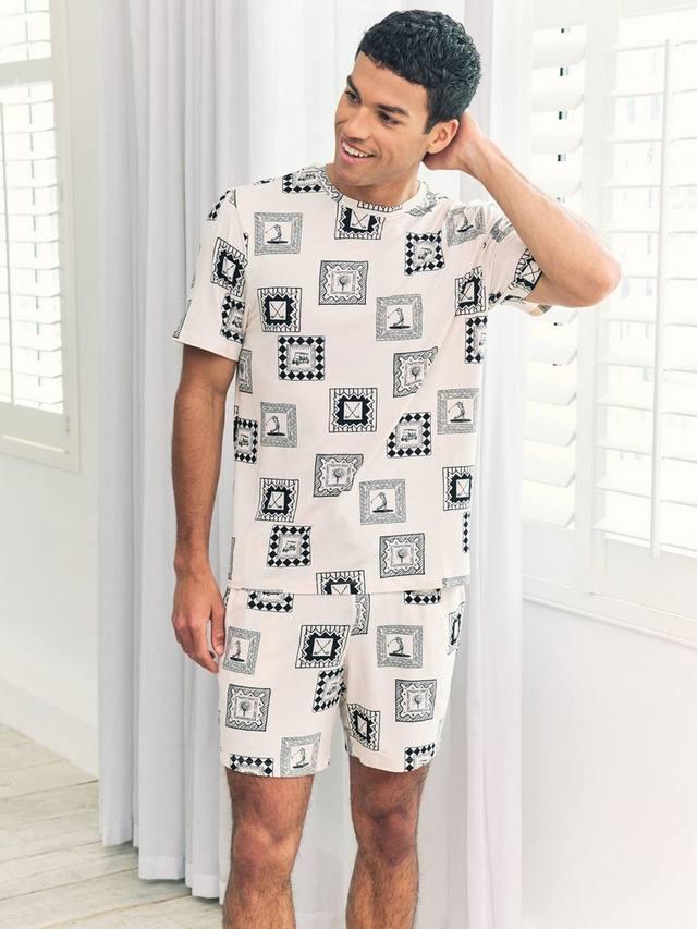 Пижамный комплект Golf Frames Print Short Chelsea Peers, Off White
Пижамный комплект Golf Frames Print Short Chelsea Peers, Off White