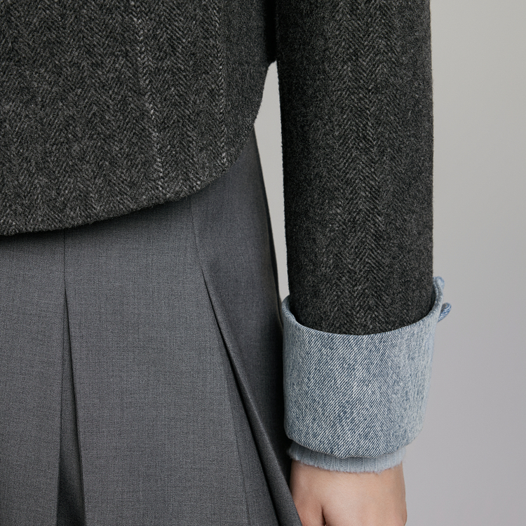 ELLE Пальто женское Medium Gray Lapel Moderate
ELLE Пальто женское Medium Gray Lapel Moderate