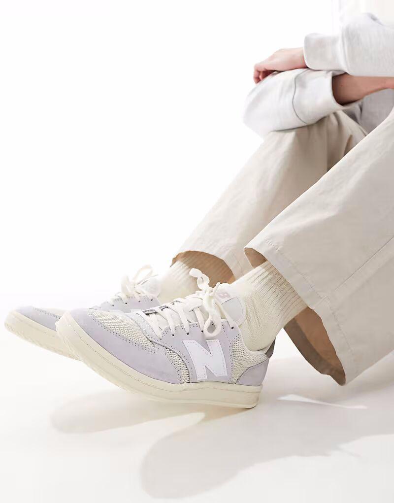 Кроссовки New Balance CT500 светло-серого цвета
Кроссовки New Balance CT500 светло-серого цвета