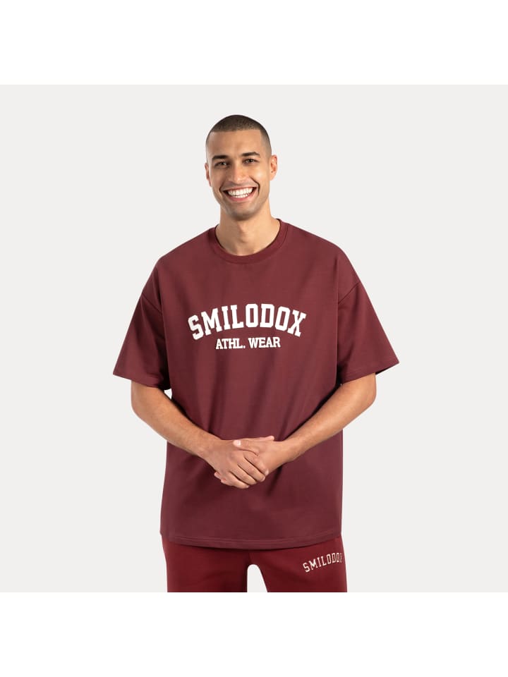 Футболка Kayson в цвете Бордо SMILODOX
Футболка Kayson в цвете Бордо SMILODOX