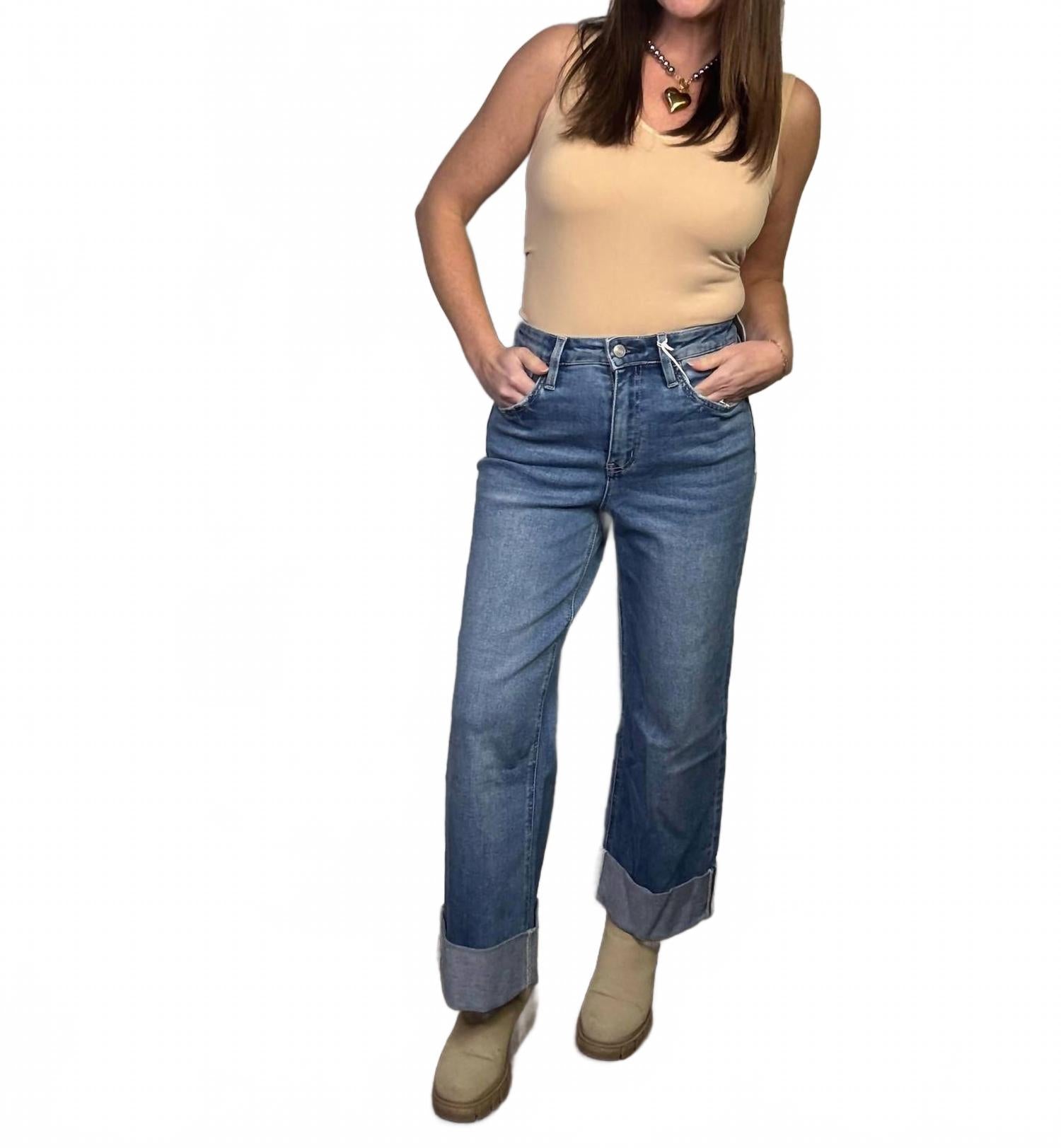 Сверхвысокие мешковатые джинсы в среднем оттенке LOVERVET, Medium Wash
Сверхвысокие мешковатые джинсы в среднем оттенке LOVERVET, Medium Wash