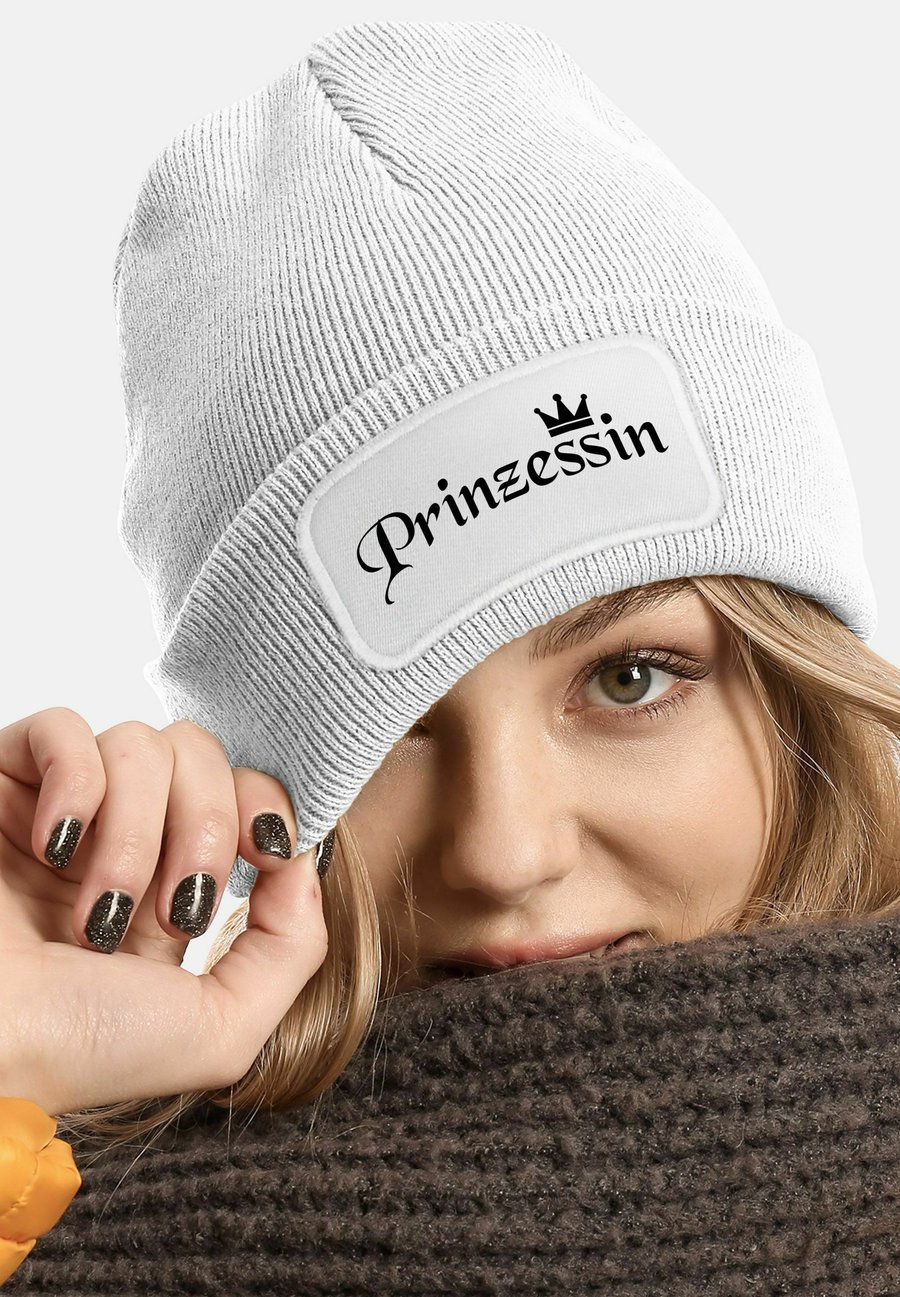 Шапка MoonWorks MIT SPRUCH PRINZESSIN KRONE, Weiß/Off-White
Шапка MoonWorks MIT SPRUCH PRINZESSIN KRONE, Weiß/Off-White