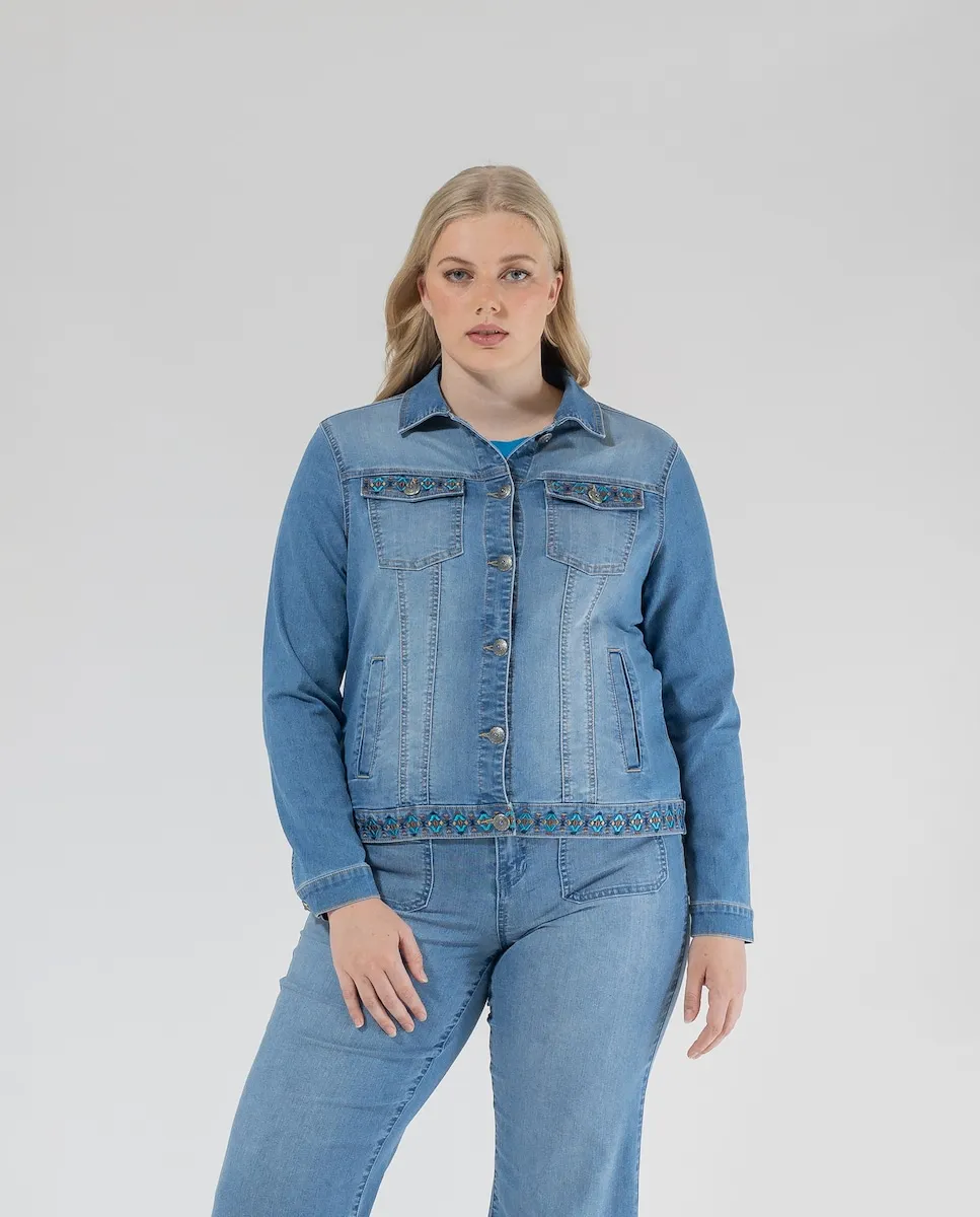 Женская джинсовая куртка с вышитыми деталями October, синий
Женская джинсовая куртка с вышитыми деталями October, синий