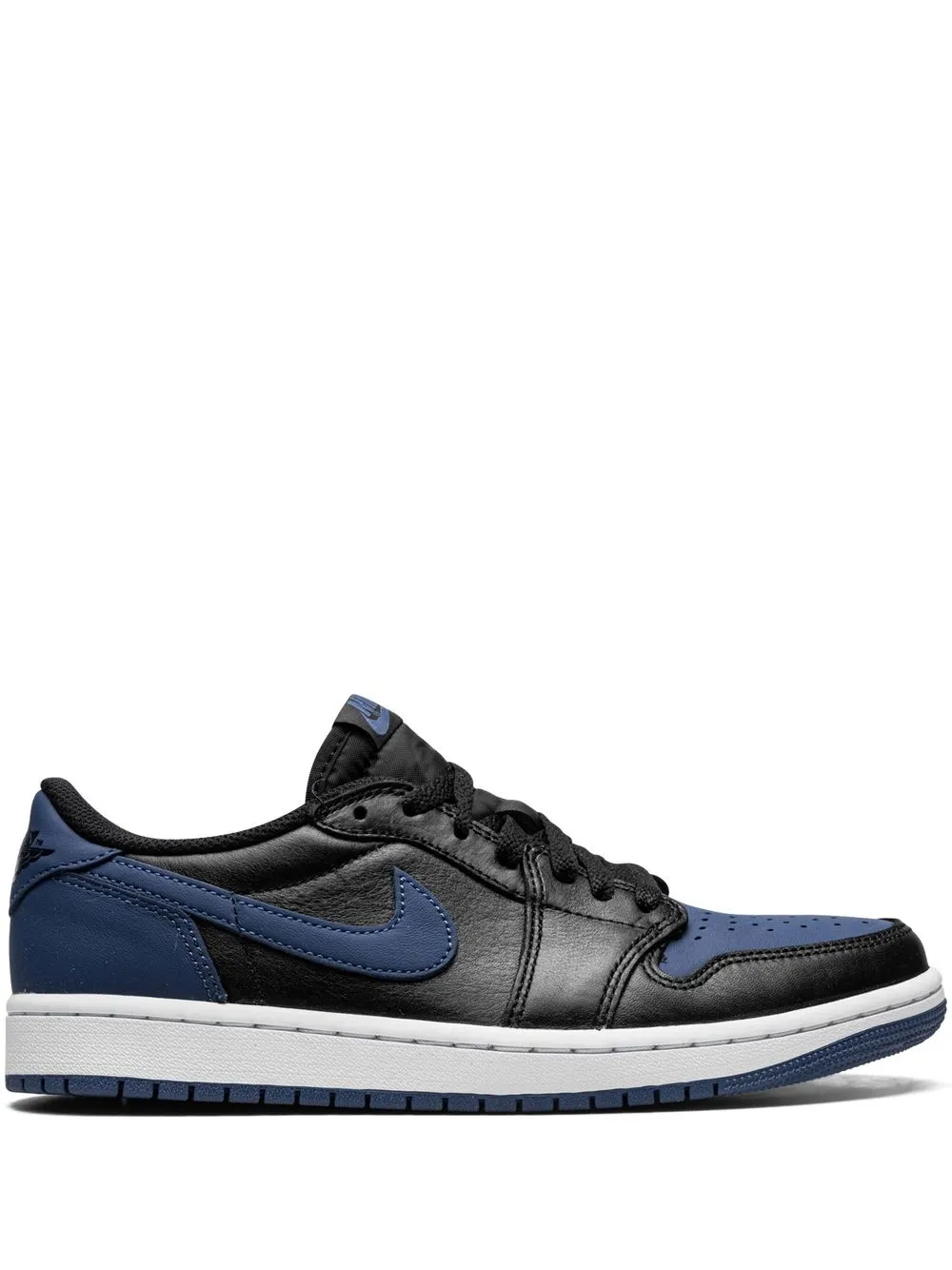 Кроссовки Air Jordan 1 Low OG Mystic Navy, черный
Кроссовки Air Jordan 1 Low OG Mystic Navy, черный