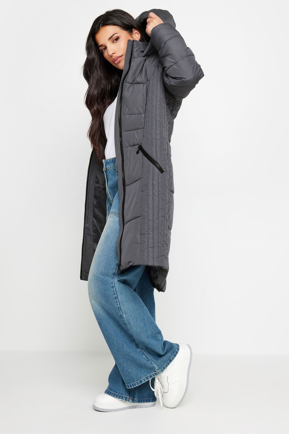 Спортивное пуховое пальто средней толщины Pixiegirl Petite, серый
Спортивное пуховое пальто средней толщины Pixiegirl Petite, серый