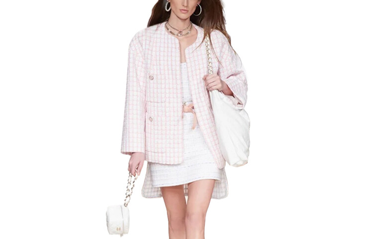 Пальто женское Chanel, розовый
Пальто женское Chanel, розовый