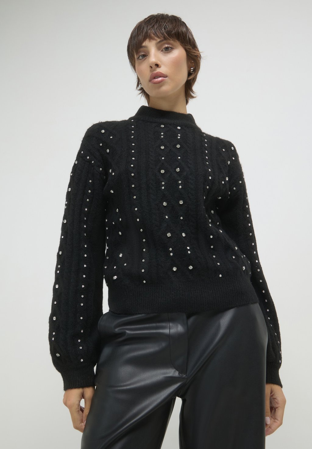 Джемпер Calliope, черный
Джемпер Calliope, черный