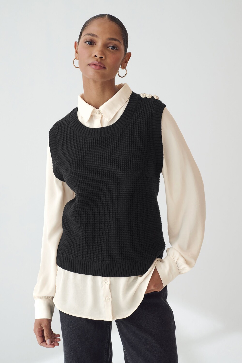 Джемпер из рубашек с пуговицами драгоценными камнями Next, черный
Джемпер из рубашек с пуговицами драгоценными камнями Next, черный