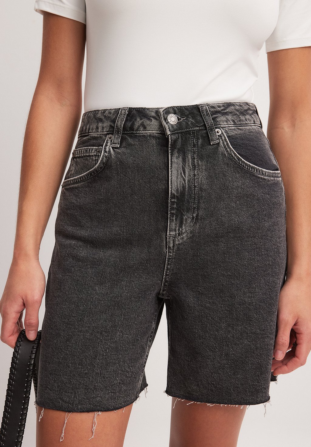 Джинсовые шорты NA-KD, серый
Джинсовые шорты NA-KD, серый