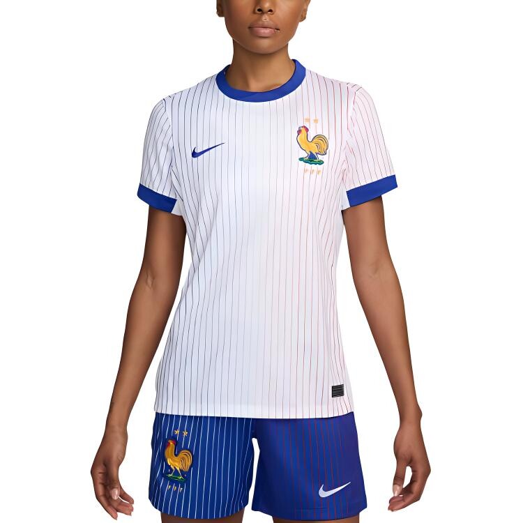 Футбольная майка женская белая Nike
Футбольная майка женская белая Nike