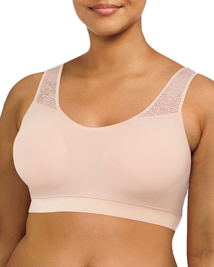 Мягкий бюстгальтер без косточек с кружевной спинкой Chantelle 
Мягкий бюстгальтер без косточек с кружевной спинкой Chantelle