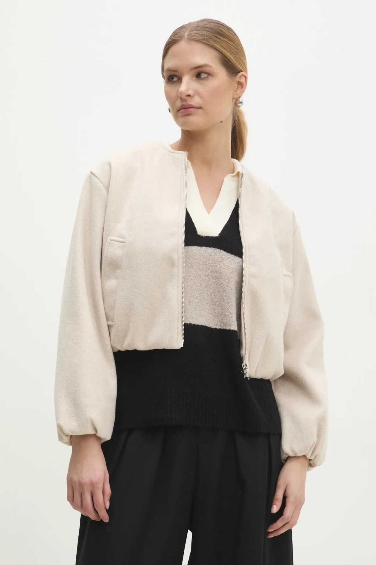 Куртка Answear Lab, бежевый
Куртка Answear Lab, бежевый