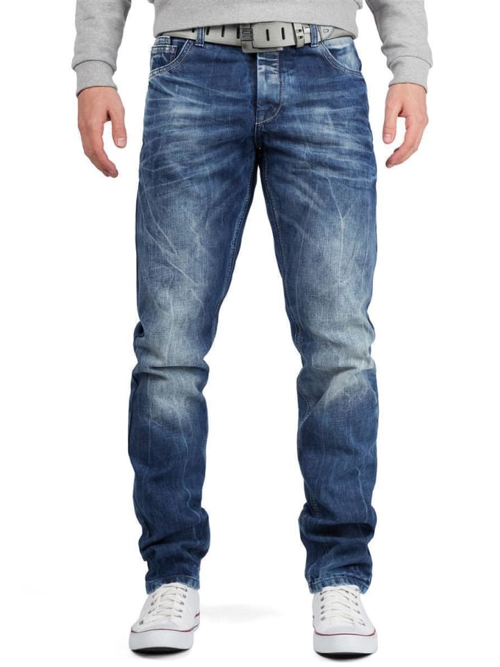 Джинсы синего цвета Cipo & Baxx
Джинсы синего цвета Cipo & Baxx