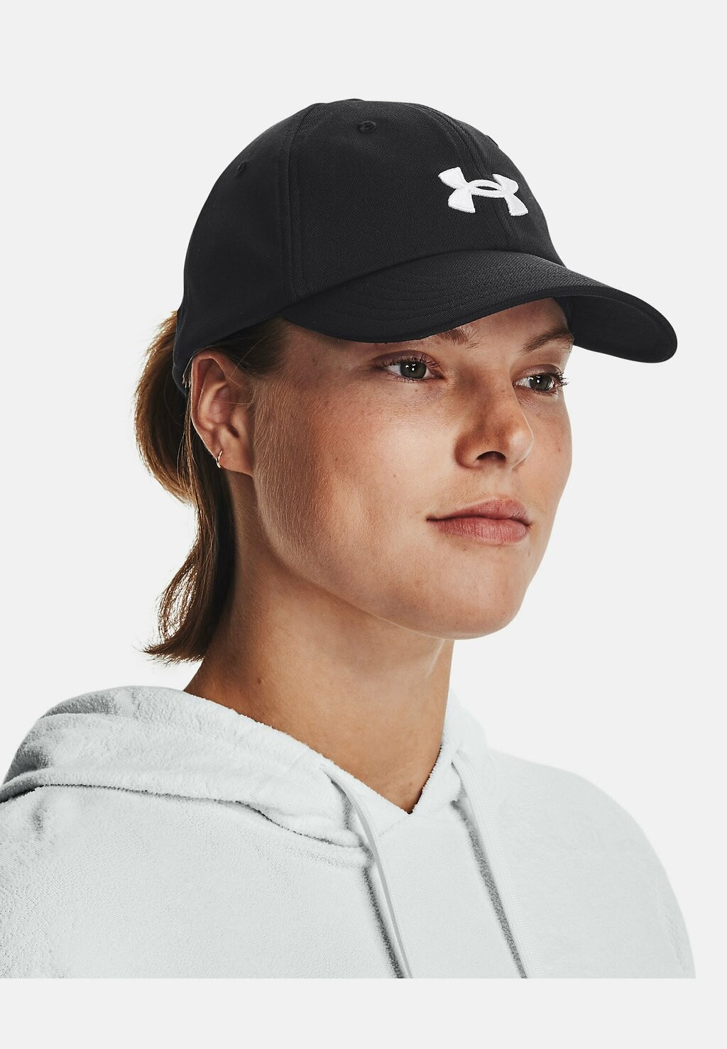 Бейсболка Under Armour, черный
Бейсболка Under Armour, черный