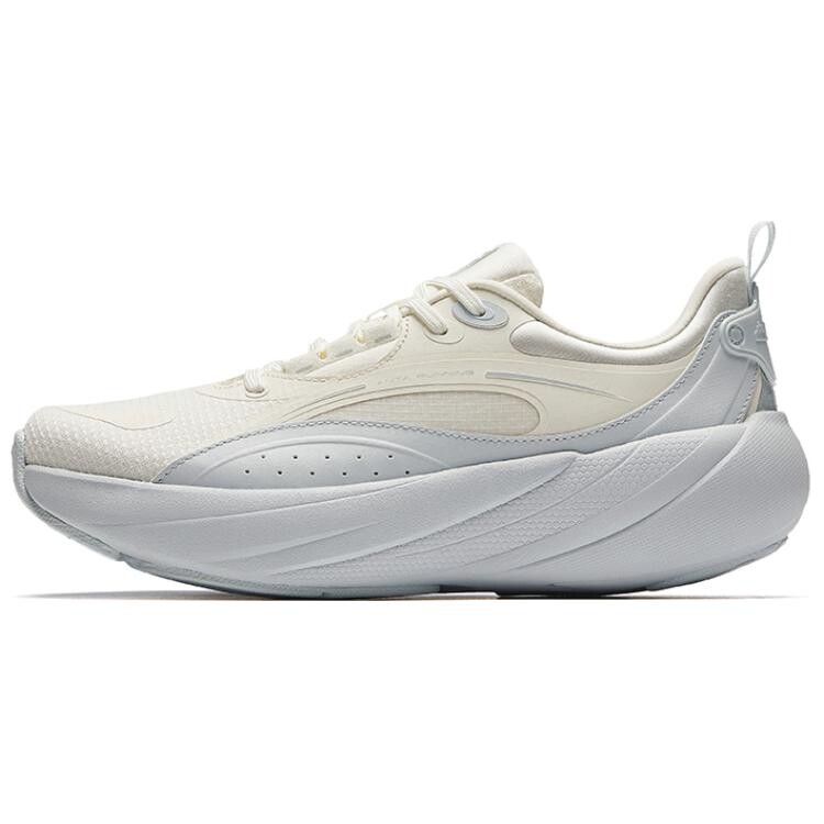 Коллекция беговых кроссовок для женщин с низким верхом цвета слоновой кости/светло-серого тумана Anta
Коллекция беговых кроссовок для женщин с низким верхом цвета слоновой кости/светло-серого тумана Anta