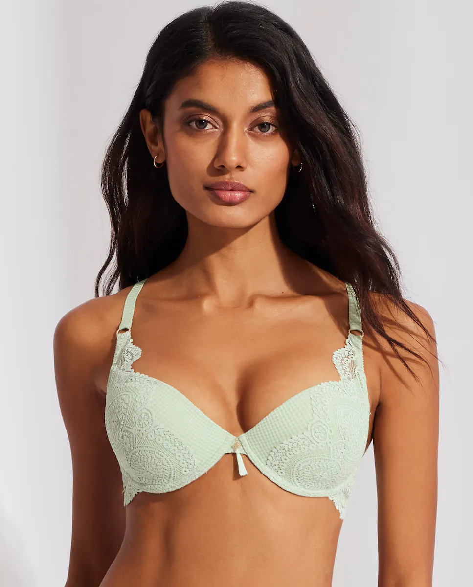 Бюстгальтер пуш-ап с кружевом Selmark, светло-зеленый
Бюстгальтер пуш-ап с кружевом Selmark, светло-зеленый