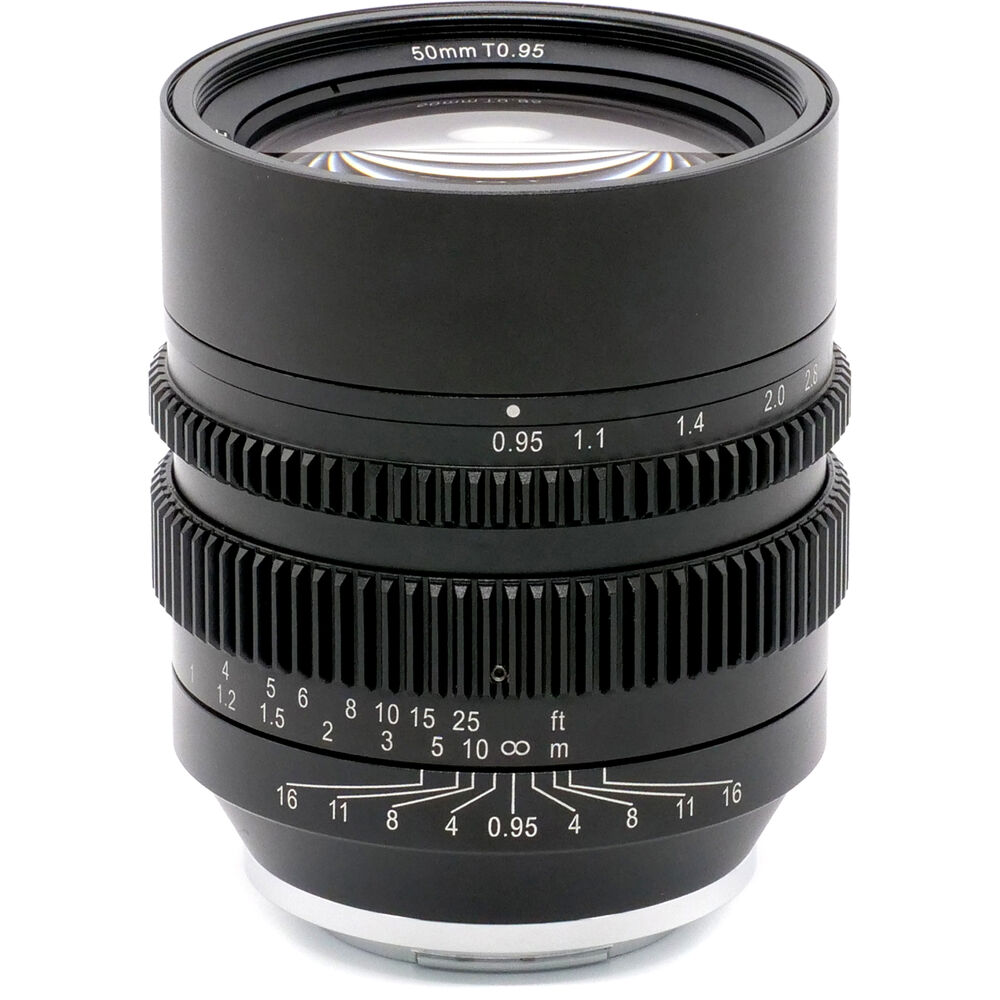 Объектив SLR Magic HyperPrime Cine 50 мм T0.95 с креплением Fuji X 
Объектив SLR Magic HyperPrime Cine 50 мм T0.95 с креплением Fuji X