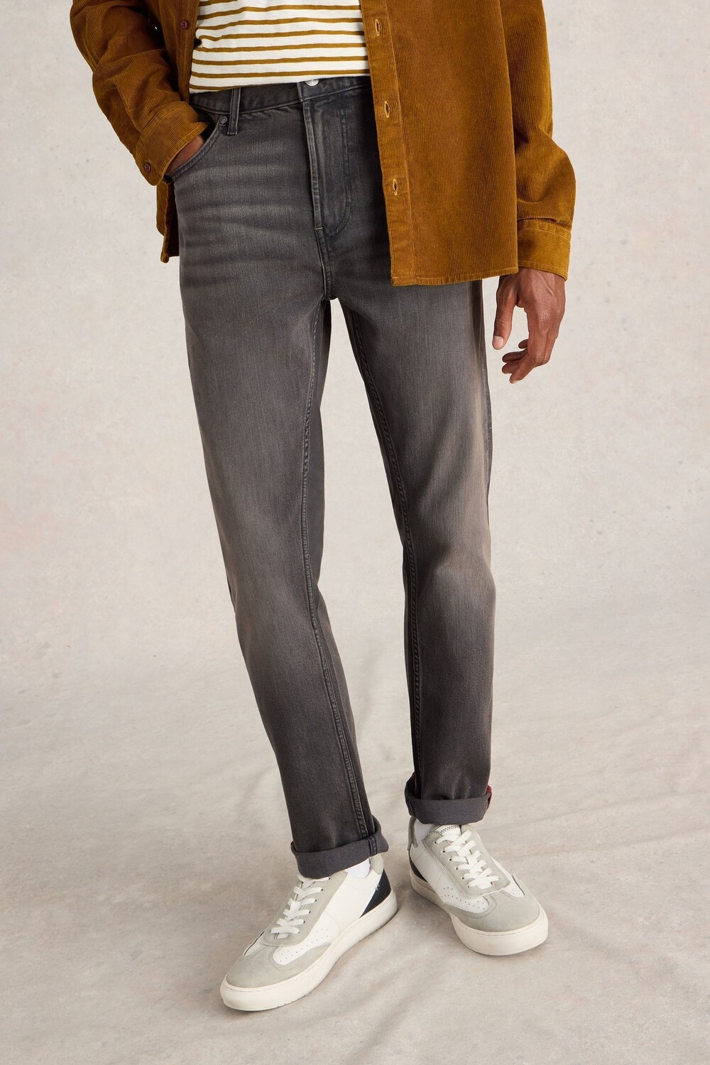 Джинсы Bronson slim из 100% хлопка White Stuff, черный
Джинсы Bronson slim из 100% хлопка White Stuff, черный